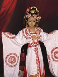 -爱儿宝孕妇儿童亲子摄影(月亮河店)