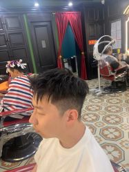 -豪帅男士理容馆