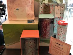 零售区-星巴克臻选(济南恒隆店)