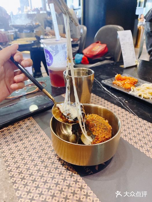 KCOOKING概念韩餐(世茂52+店)墨鱼芝士饭团图片