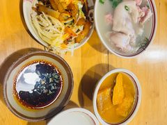 -老方桌烂蹄花川菜馆(九龙坡店)