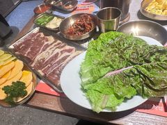 -草家酱蟹炭火烤肉店(珲春南路一店)