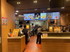 -麦当劳(中二横路店)