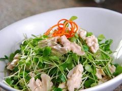 拌鲜核桃仁-Local泰莲庭(虹鳟鱼店)