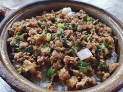招牌鹅乸煲仔饭-阳江河堤老牌曾记美食