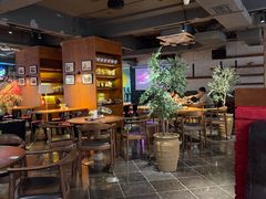 -JINNS锦时 steak&pizza(浸信会礼拜堂旧址店)