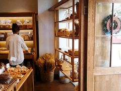 面包甜点陈列柜-那家面包房(珠江路店)