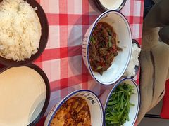 -笨豆腐居民楼菜馆•江西小炒(天津开发区店)