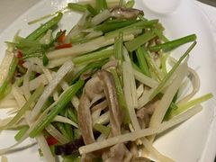 笋丝芹菜炒毛肚-春暖花开(西溪店)