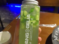 青瓜气泡水-胖哥俩肉蟹煲(福州仓山爱琴海店)