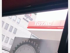 -中化道达尔加油站(周家嘴路站)