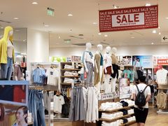 -优衣库(广州番禺万达广场店)