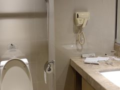 -南京双门楼宾馆(盐仓桥地铁站阅江楼店)