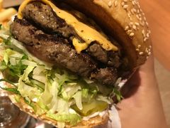 -The Habit Burger Grill 哈比特汉堡(复兴soho店)
