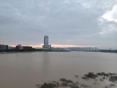 -灞河西岸滨河公园