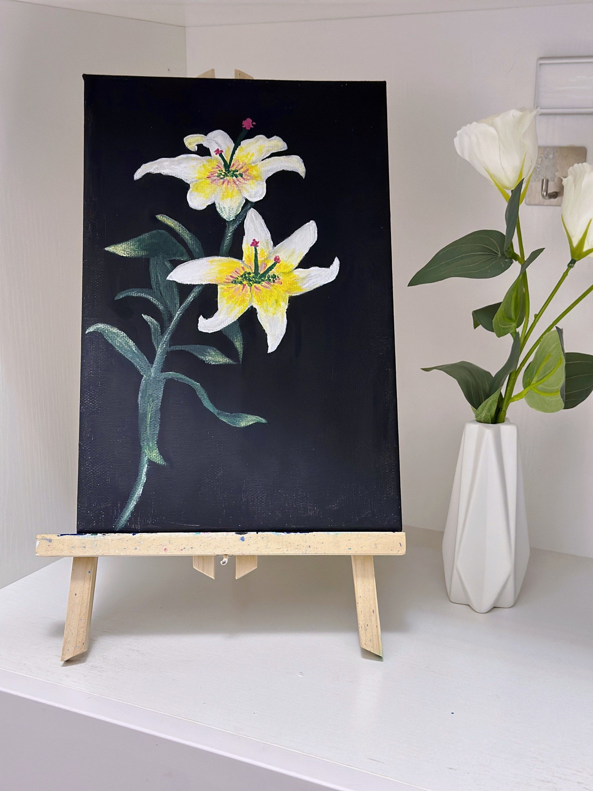 百合花[亲亲][加油]丙烯画