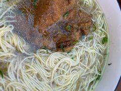 -百年老字号·观振兴蟹黄面·三虾面·苏式面(观前街富仁坊巷店)