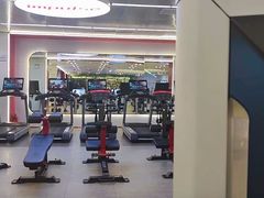 -英派斯健身旗舰店(海信国际中心馆)