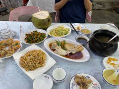 -范饭椰林川湘味海鲜·椰子鸡(三亚湾椰梦长廊店)