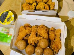 -BHC炸鸡(明洞总店)