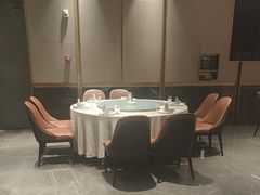 -凤凰园烤鸭店·唐山菜·传承花椒肉(老唐丰路店)