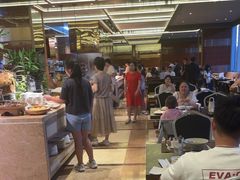 -大中华希尔顿酒店-念自助餐·嗨啤·小龙虾