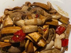 鲜藕带香干炒肚丝-鲁城往事(游客中心店)
