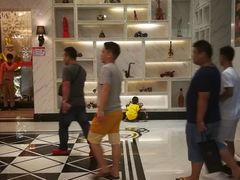 -皇马纯KTV·量贩·聚会(民治店)