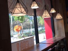 靠窗位-光头卤(兴业路店)