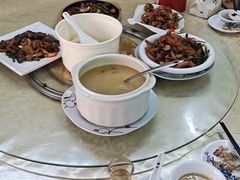 -始于2011柳周农家菜沙田柚美食店(东大街店)