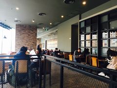 大堂-星巴克(杭州银泰城西一店)