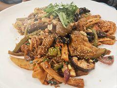 -拿渡·水煮鱼麻辣香锅(王府井奥莱·香江小镇店)