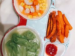 -汤城小厨•粤菜•靓汤(西直门凯德MALL店)