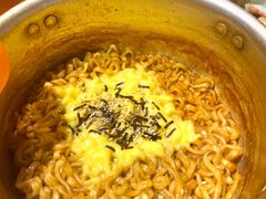 -肉甲韩国木炭烤肉(新壹街1店)