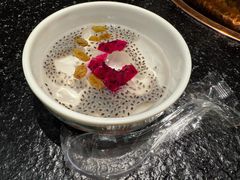 低卡奇亚籽冰冰粉-得意咚瓜·顺德鱼生·冬瓜火锅(深圳首店)