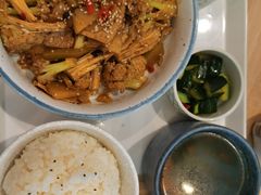 -轻蔬不用等·素食(江苏路店)