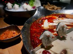 台式麻辣锅-湊湊火锅·茶憩(杭州湖滨银泰in77店)