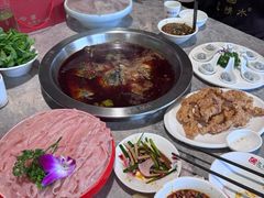 -忘情水鱼头·鲜鱼火锅(滨江中路店)