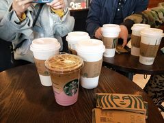 -星巴克臻选(呼和浩特维多利摩尔城店)
