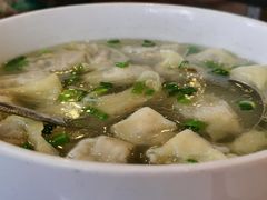 汤馄饨-鸿运酒楼