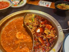 -沸炉重庆老火锅(军事博物馆店)