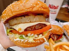 -The Habit Burger Grill 哈比特汉堡(世博店)