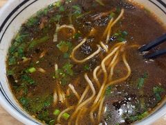 -小马牛肉面·牛骨熬制(南京博物院店)