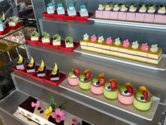 -荣誉国际酒店-云顶旋转餐厅