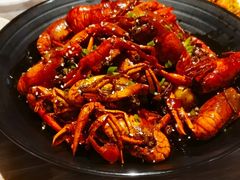 -巴厘龙虾·榜首油焖大虾(音乐学院·沿江酒馆店)