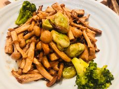 -避风塘(百联东郊店)