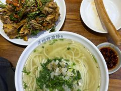 -萍姨抻面馆·鸡架冒菜(清湖店)