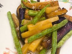 -清真·玛丽亚新疆菜主题餐厅(浙江中路店)