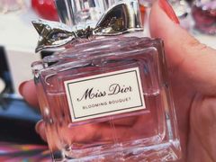 -Dior(金鹰购物中心店)