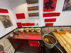 -柳州肥姨妈大骨螺蛳粉(曹路店)